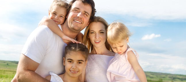 Les couples très amoureux sont-ils plus enclins à devenir parents ?