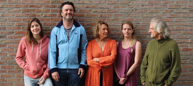Cercle miroir transformation ou un moment bouleversant de théâtre vérité qui tutoie le rire et les larmes.