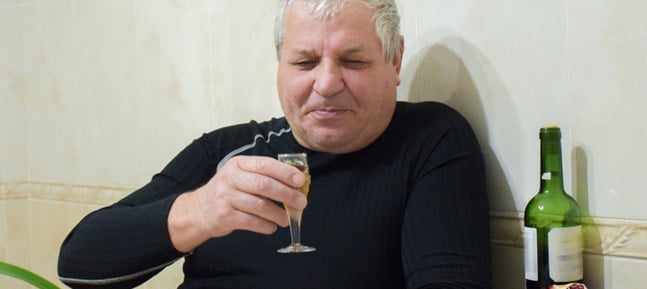 Comment réagir par rapport à mon père qui boit depuis environ 15 ans? 