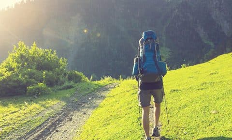“Le bonheur  est dans l’incessante marche.”  (Jean Sulivan)