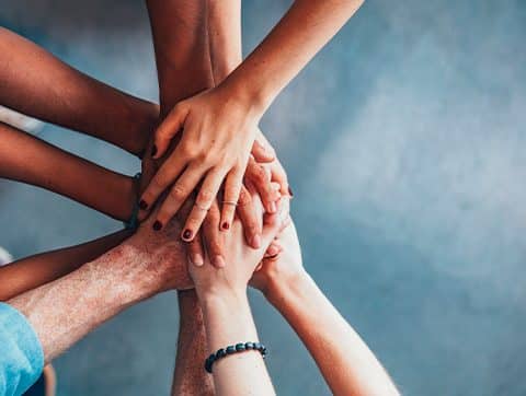 Découvrez la PNL: pour communiquer plus efficacement, définir ses objectifs, se comprendre et avoir un impact  sur sa réalité !