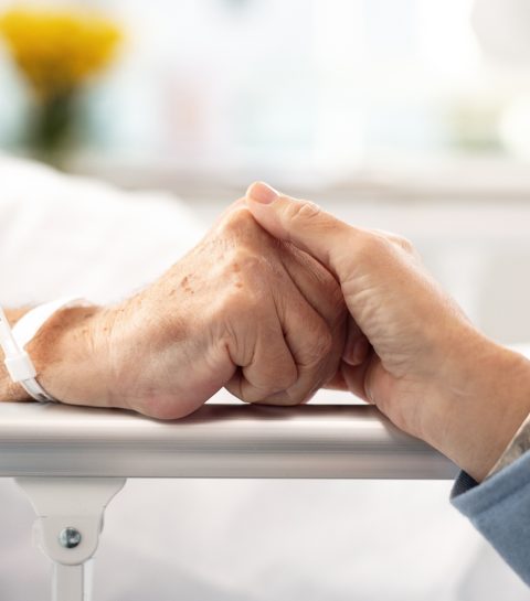 Deze 5 strenge regels bepalen wie in België mag sterven: lees ze nu