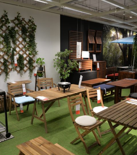 Verander je tuin in een zomerfestijn met deze kleurrijke IKEA-set