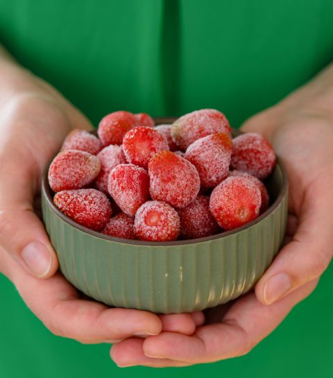 Voorkom razendsnelle bederf van je aardbeien met deze bewaarfout!