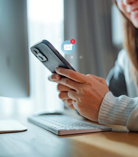 De psychologische reden waarom je je mail niet kunt negeren